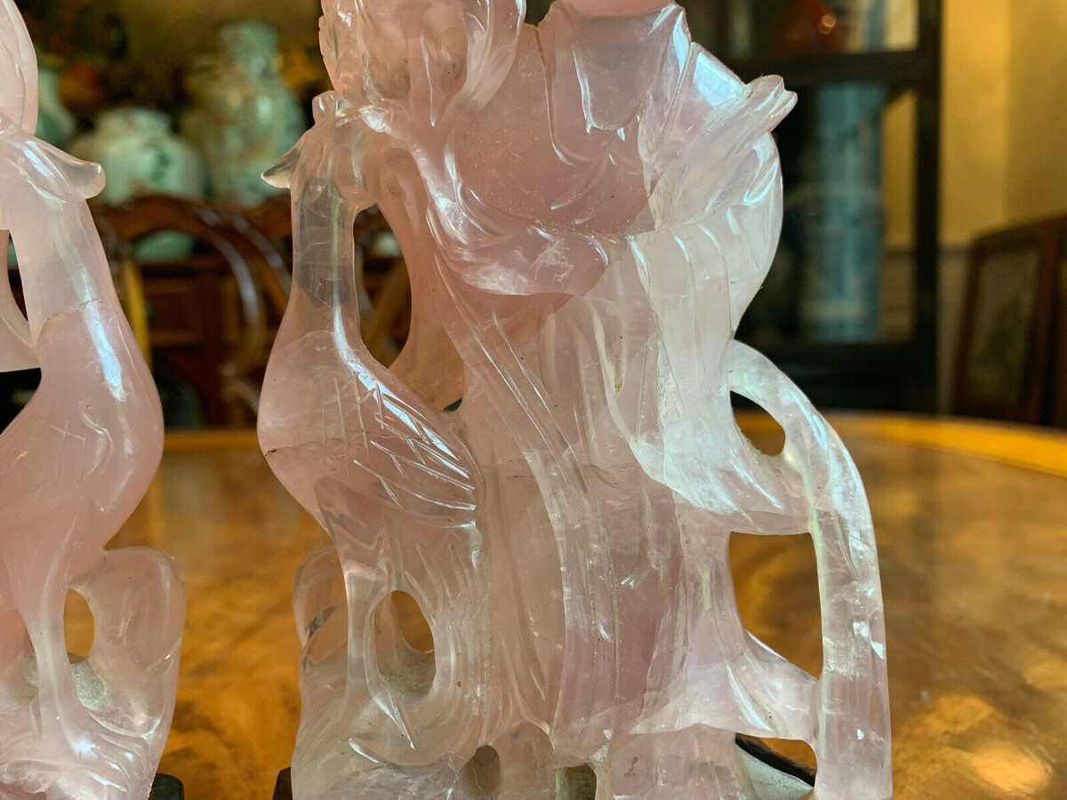 Статуэтки из кварца. Фотографий несколько, листайте галерею.