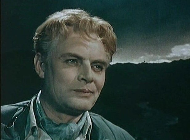 Фото: bulvar.com.ua советский актёр театра и кино, кинематографист - Павел Петрович Кадочников в фильме "Русский сувенир", 1960-й год