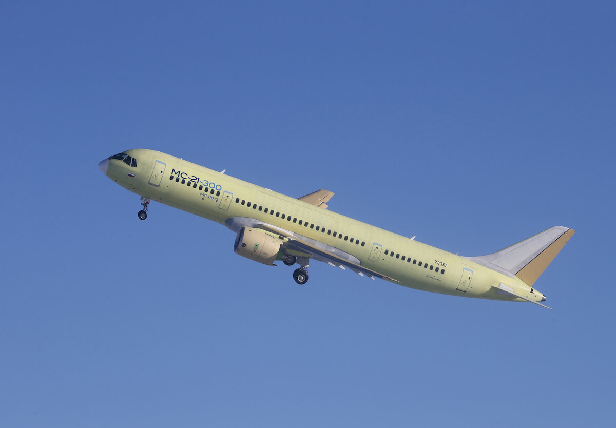 Первый полет Мс-21-300 с российским композитным крылом. Источник: Яндекс.Картинки