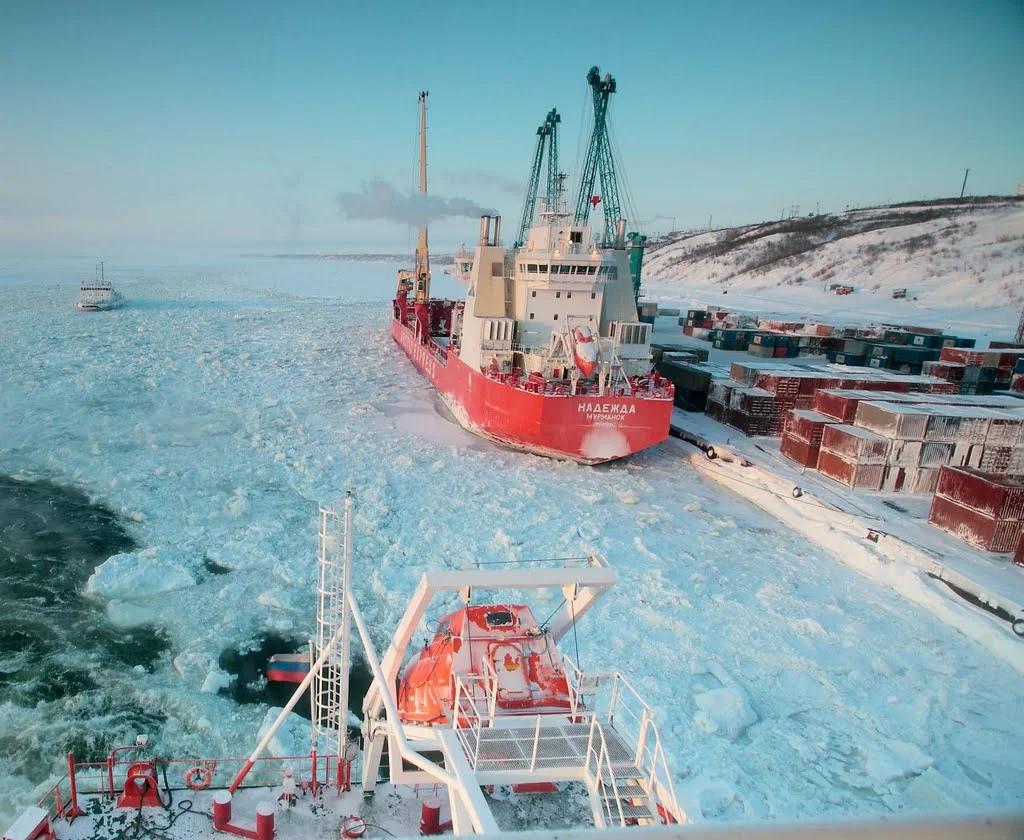 Самый северный морской порт. Дудинка Красноярский край порт. Таймыр город Дудинка. Норильск порт Дудинка. Речной порт Дудинка.