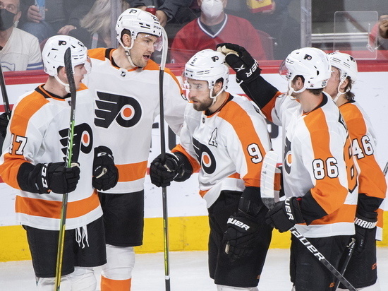     Иван Проворов (в центре). Фото: Graham Hughes/Keystone Press Agency/globallookpress.com