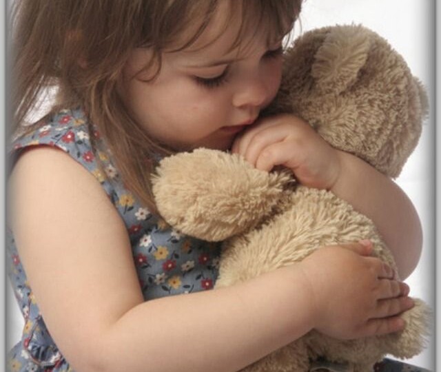 "Бабушка,скажи мне только правду,папа меня совсем не любит?"...