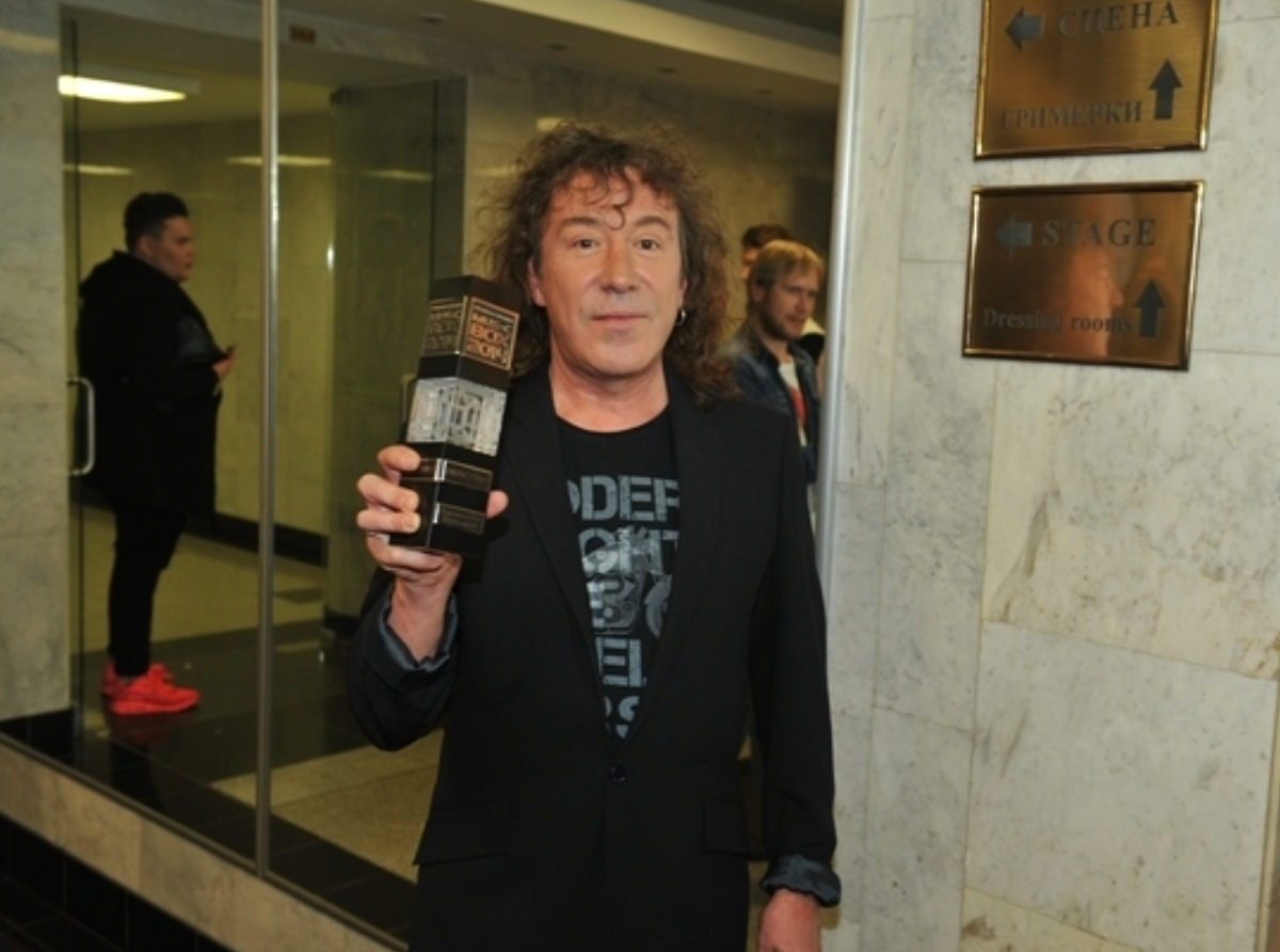     None Лилия Шарловская