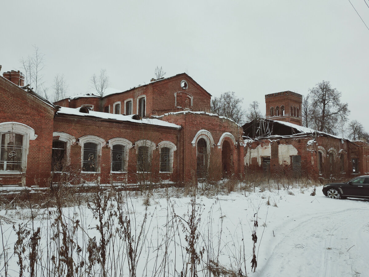 Усадьба Толя