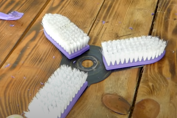 Сегодня сделаем такую турбо щетку