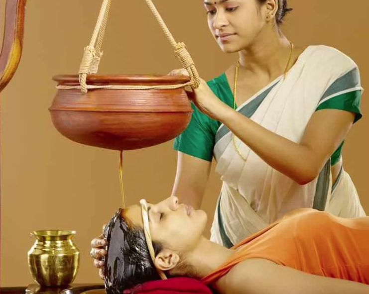 Это - классическая версия аюрведического массажа головы