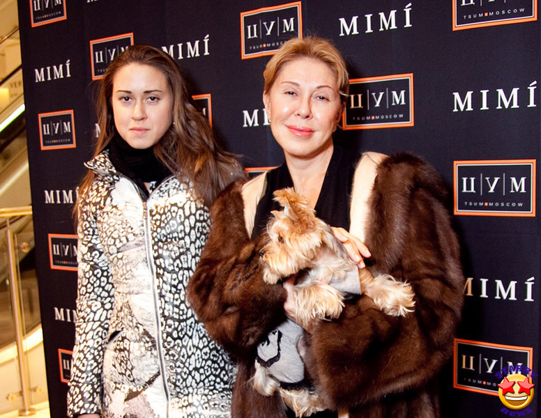 Любовь Успенская и дочь.