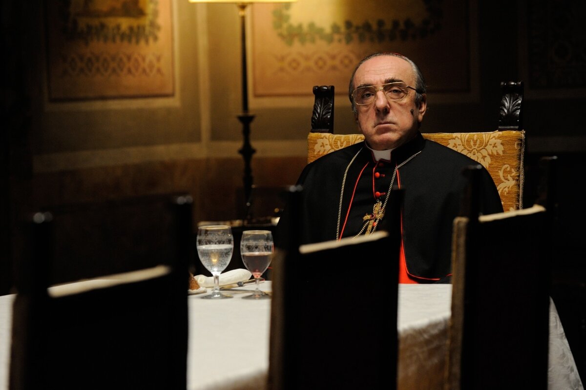 Кардинал Войелло в исполнении Сильвио Орландо