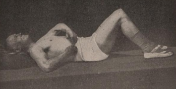 Несколько дней назад я опубликовала первую статью о Сэнфорде Беннете - человеке, который в 50 лет стал делать собственный комплекс упражнений для лица и тела в кровати, а к 72 годам по всем...-14