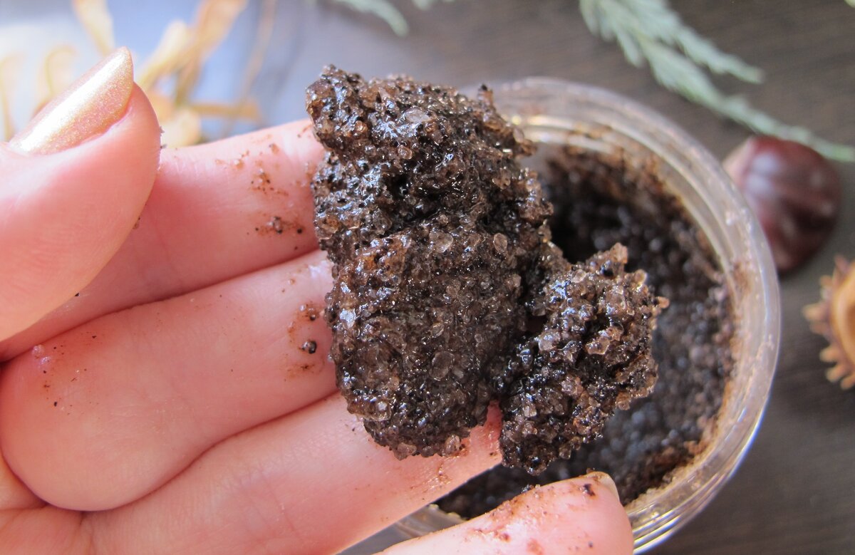 Примерно так должен выглядеть готовый солевой скраб для кожи головы