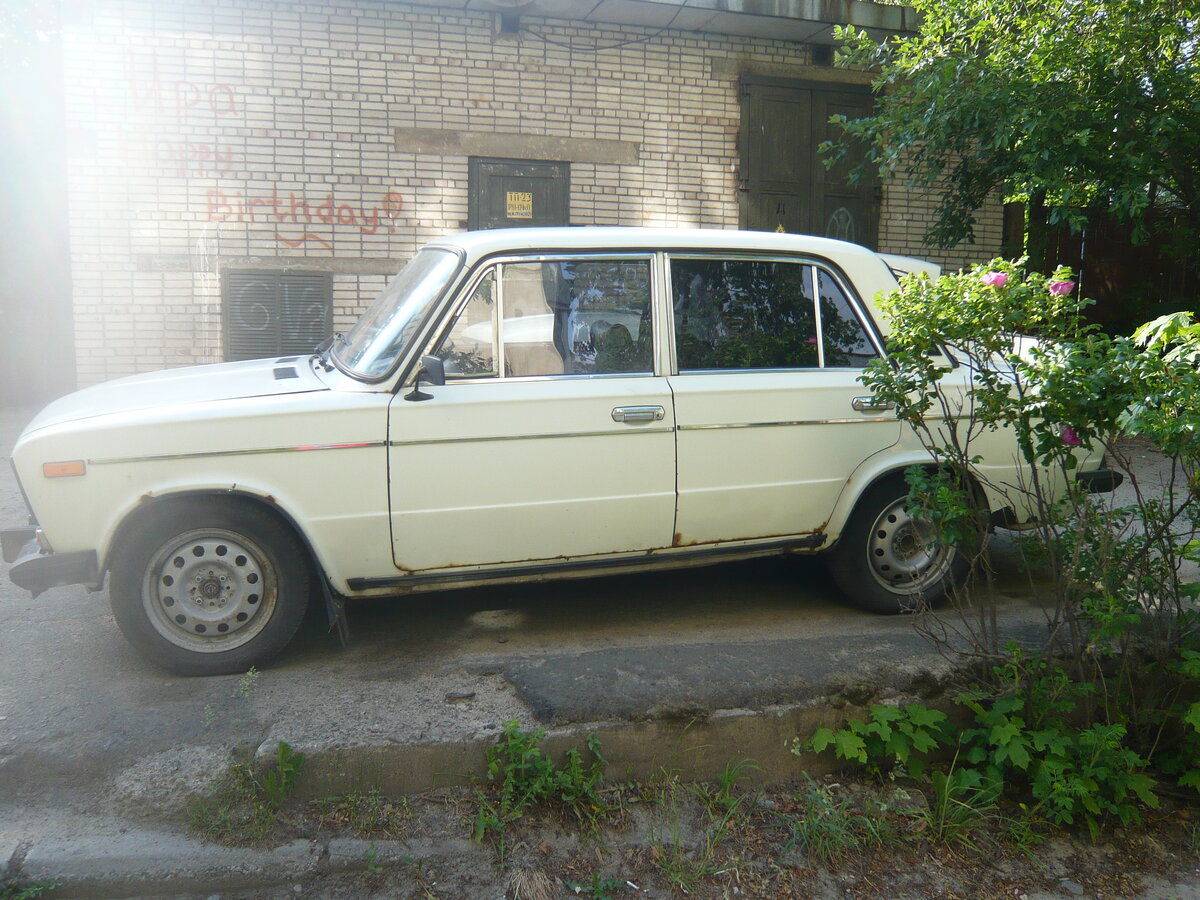 Это, конечно, не Тойота, но тоже старый автомобиль