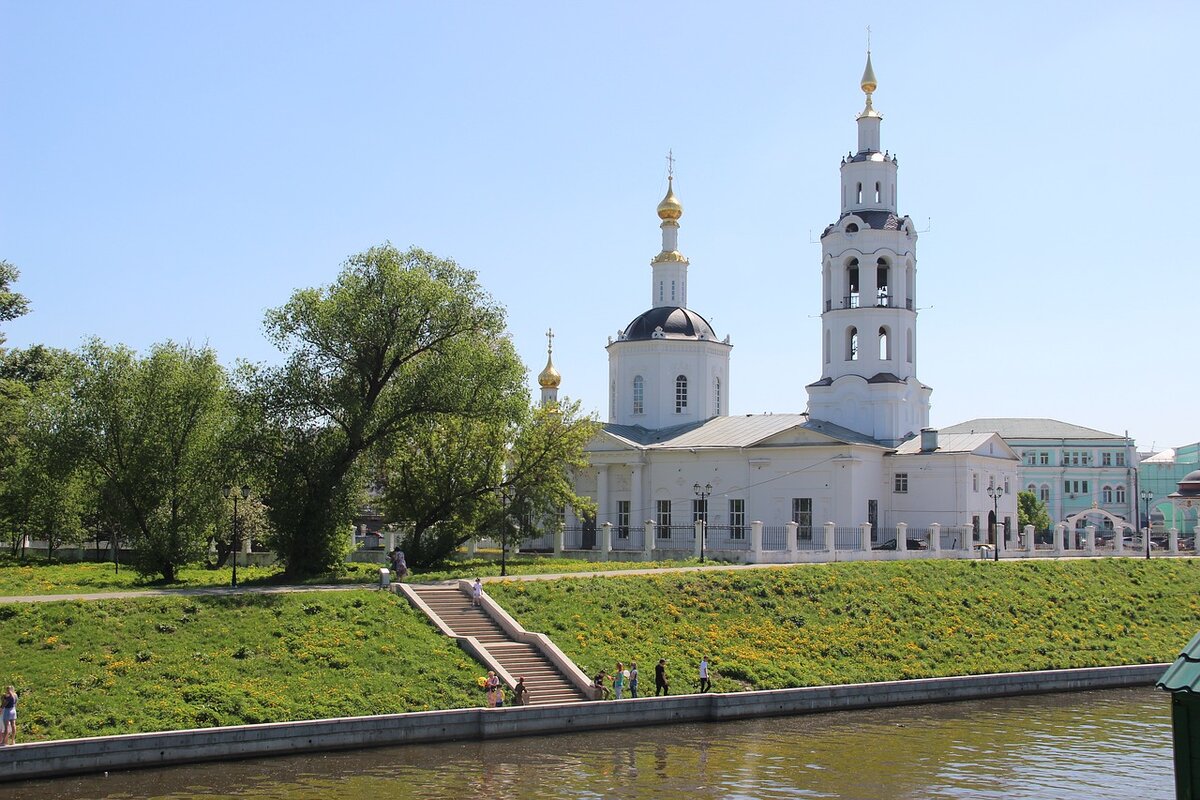  У православных и причисляющих себя к ним уже почти неделю идёт Петровский пост его ещё  именуют апостольским. Я не буду здесь подробно рассказывать что это за пост, в честь чего и как он возник.-2