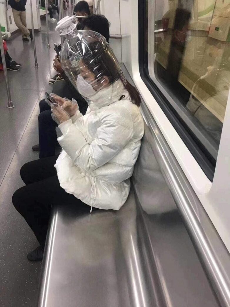 Интересно, ей там дышать то удобно? 