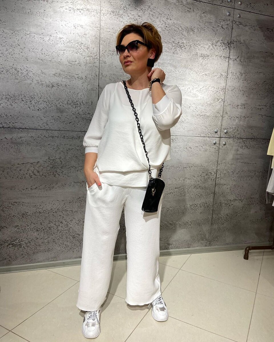 instagram.com/konarevairina