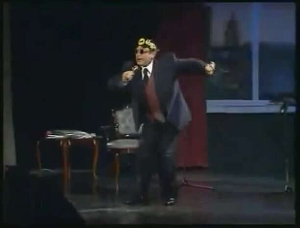 Петросян в той самой бандане. Фото из свободных источников