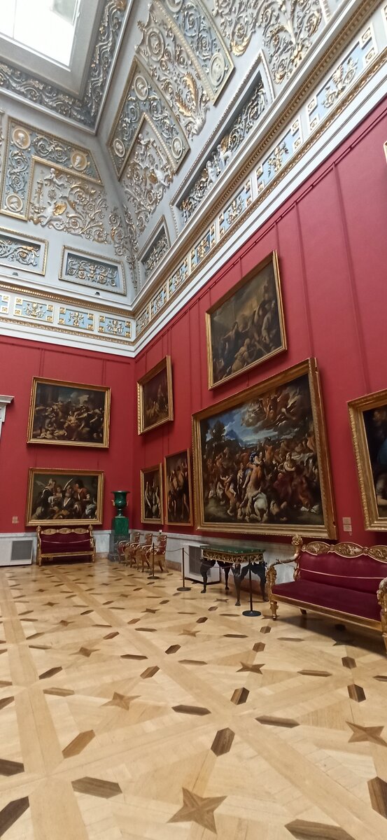 Зал "Испанский просвет" Фото автора 