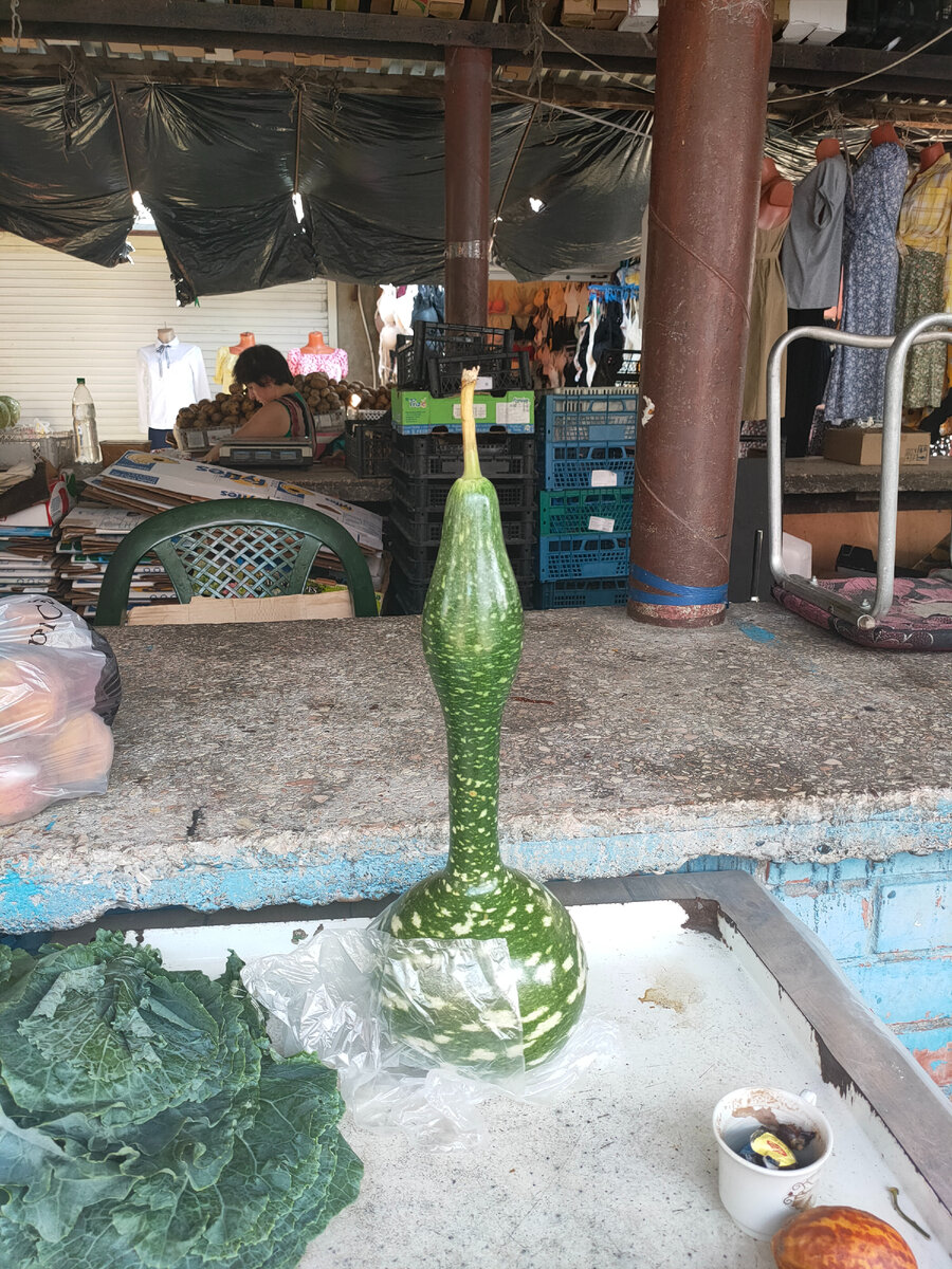 случайное фото на рынке Сухума