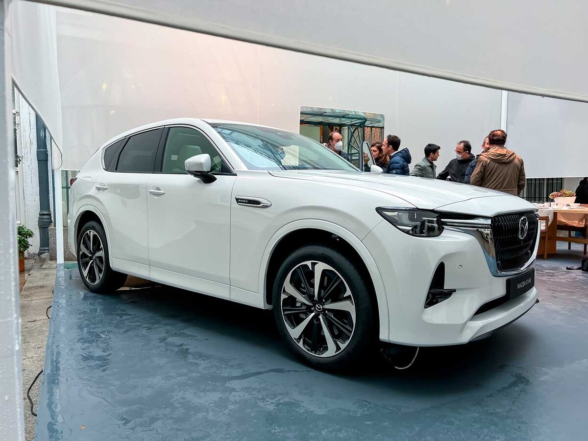 Новый гибридный внедорожник Mazda CX-60 2023 PHEV: разгон до 100 за 5 секунд  | АВТО ПОЧЕМУЧКА | Дзен