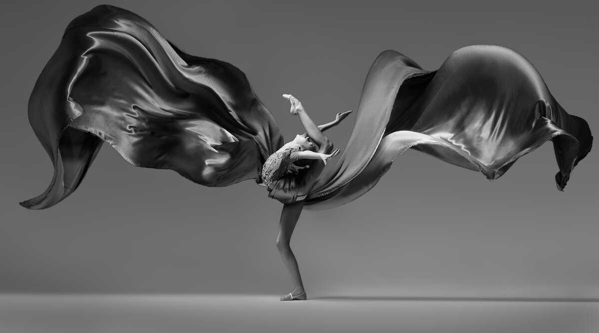 Гимнастка Амалия Шумная