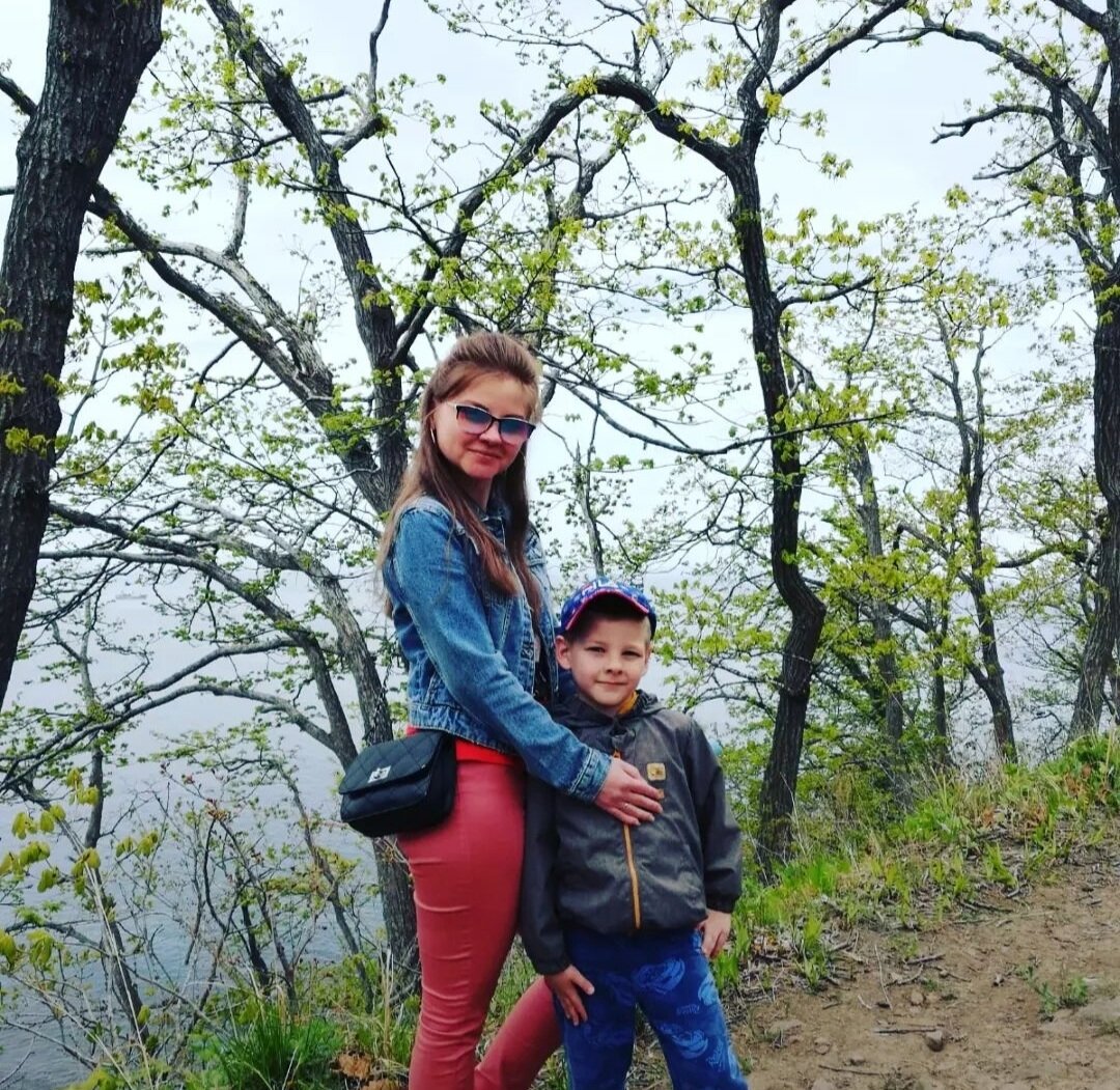 Аня со своим сыном 2022 год
