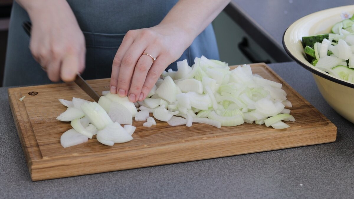 Огурцы Просто Бомба! Такие Вкусные, что Остановиться Сложно!Огурцы с Луком  Маринованные 