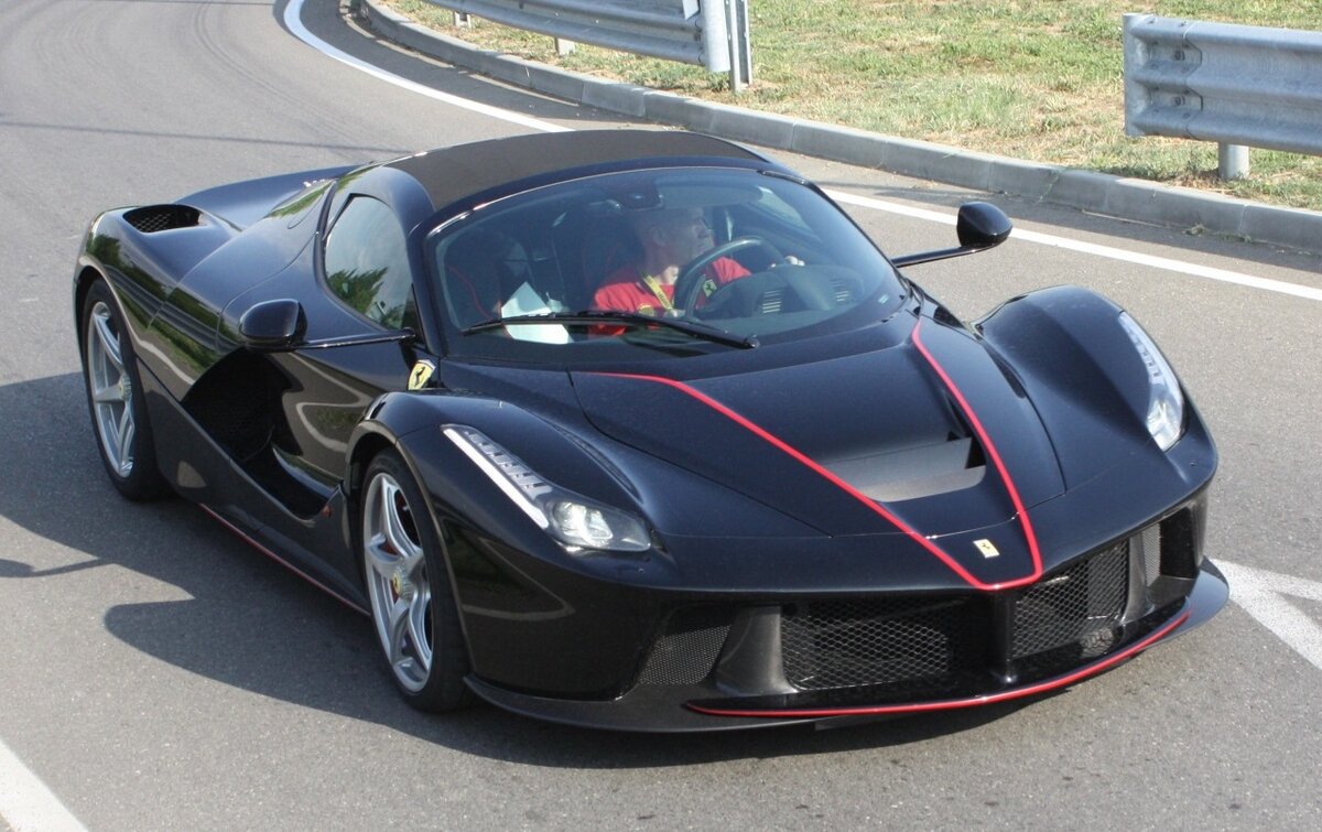 Ferrari LAFERRARI Black