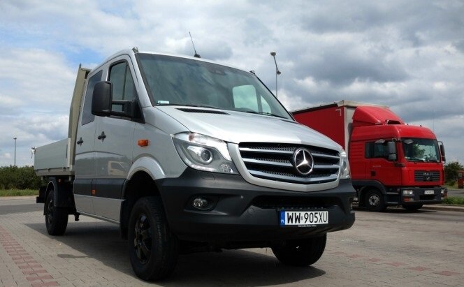 Mercedes Sprinter седельный тягач