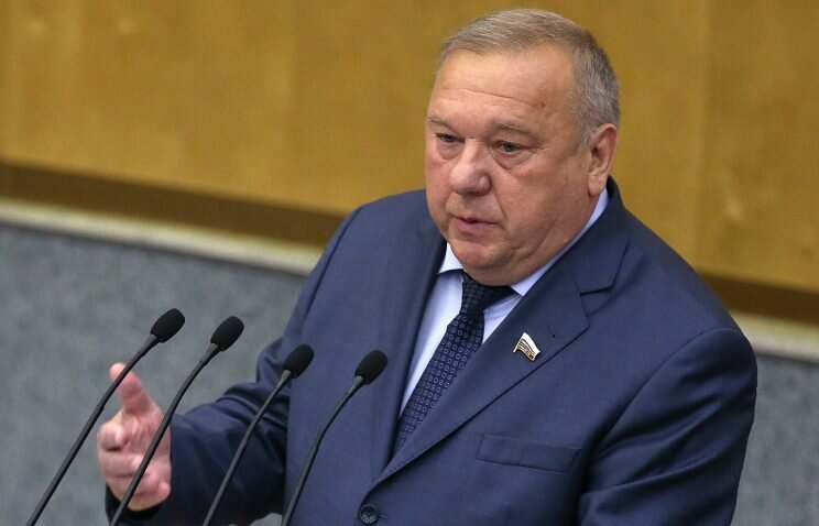 Владимир Шаманов