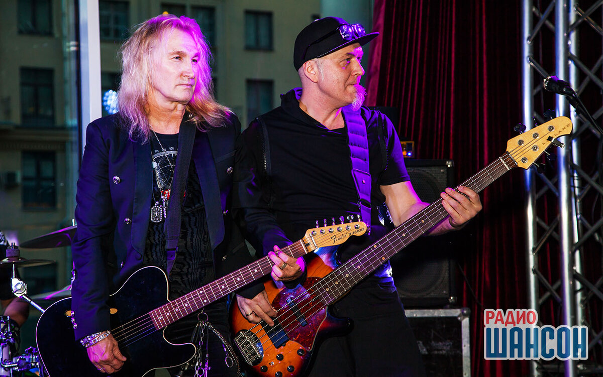 Концерты рондо в москве 2023 александр иванов. Рондо группа 1986. Александр иванов в максимилианс. Александр юльевич иванов. Группа рондо и монах киприан.