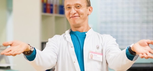 На фото И. Охлобыстин в сериале "Интерны". Для иллюстрации.