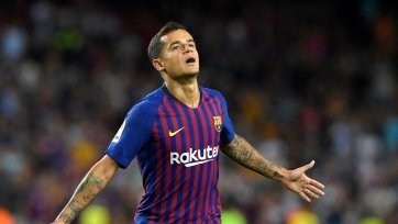 Фото: fcbarcelona.comПрактически одновременно с подобной информацией вышли новости в L'Equipe и BBC. Как утверждает Mundo Deportivo, лондонские «канониры» положительно для себя закроют данный вопрос в ближайшие часы, пока в Англии не завершился летний трансферный период. Напомним, финальный аккорд в нем прозвучит 8 августа, а 9-го числа возьмет старт новый сезон в АПЛ.
