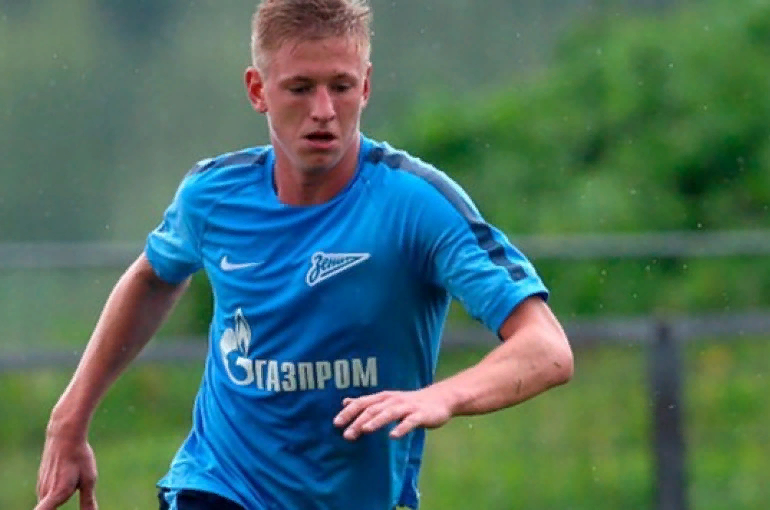 Дмитрий Чистяков в составе "Зенита".