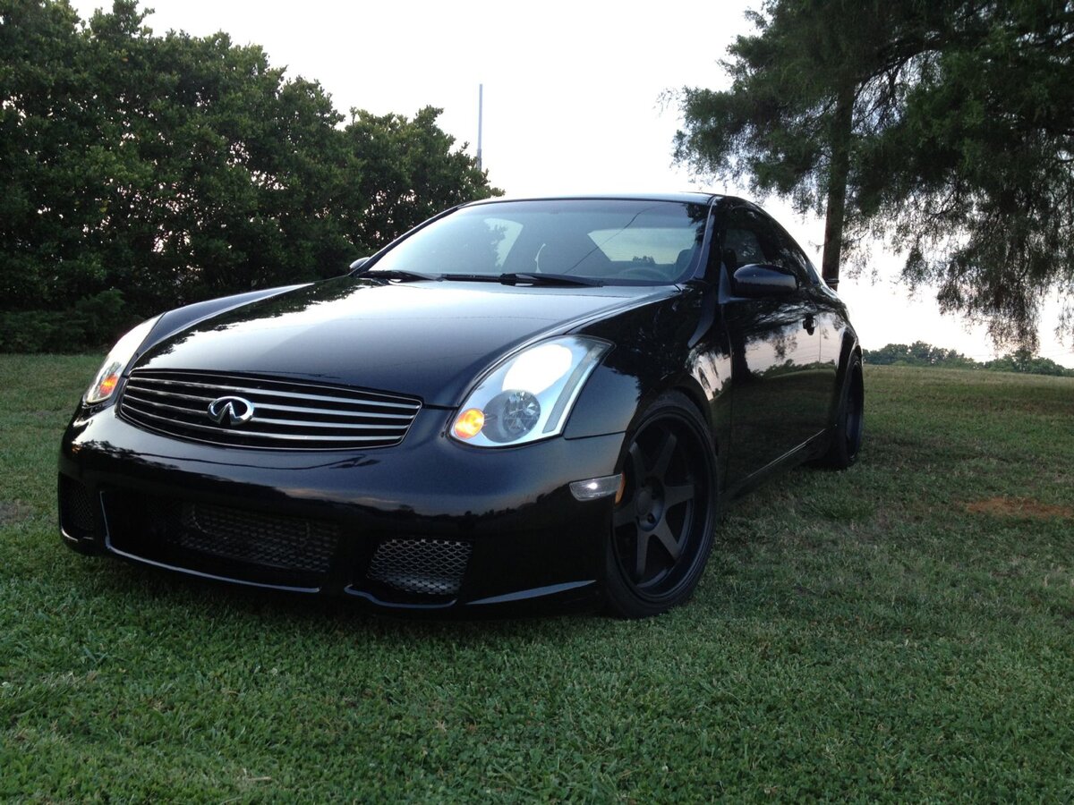 Infiniti g35 White