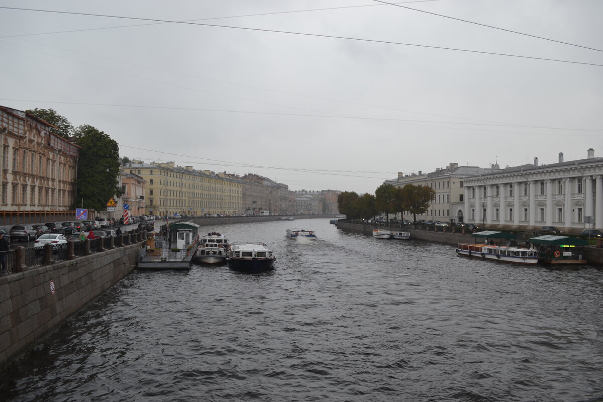 Санкт-Петербург.