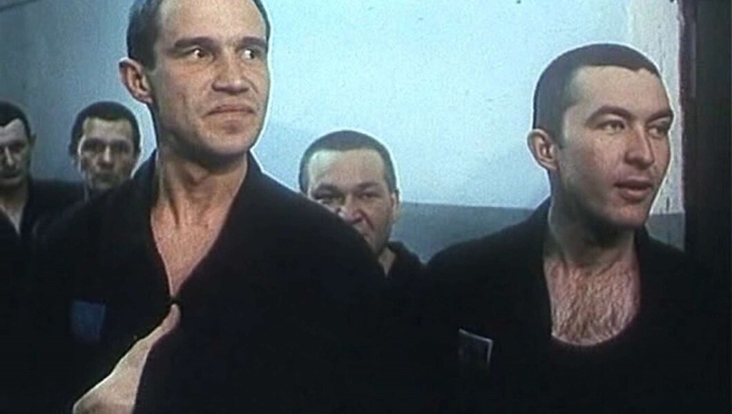 Кадр из фильма Беспредел