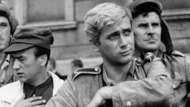 Янеку из кинофильма про танкистов и собаку 81 год, личная жизнь Януша Гайоса1