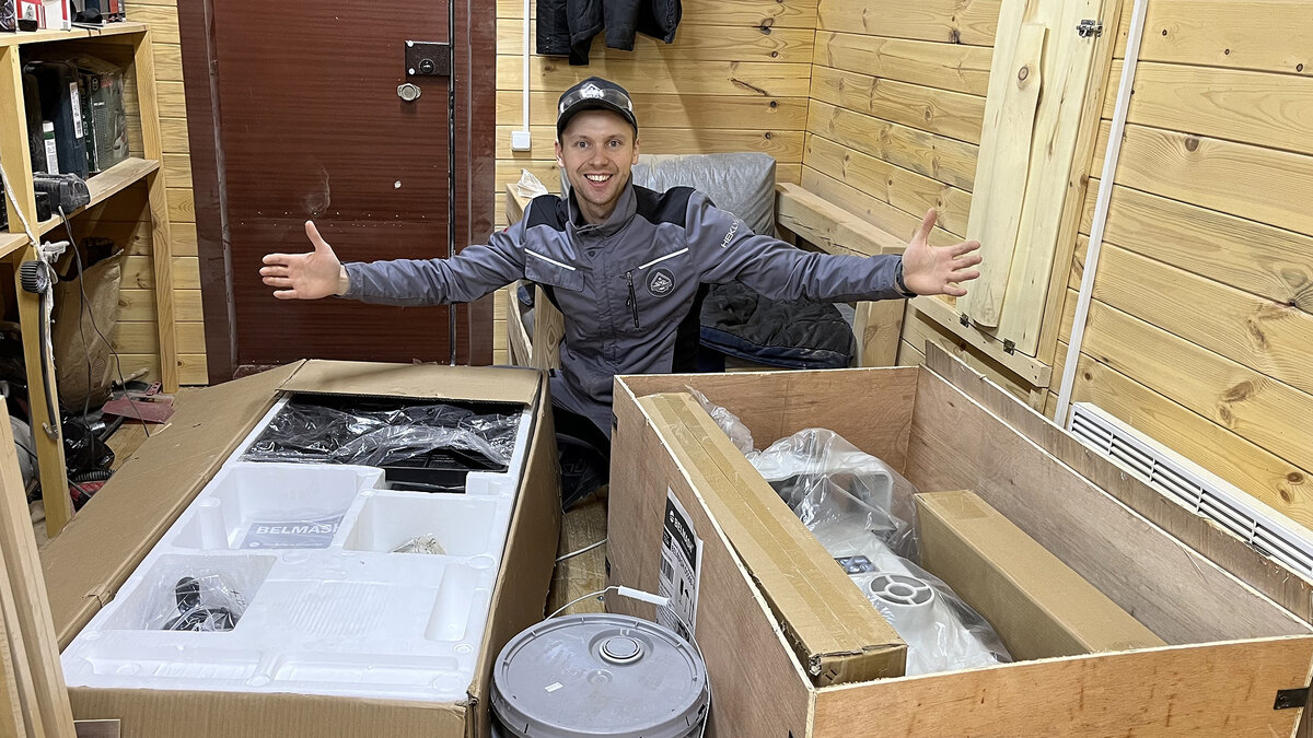 Эмоции на лицо, после приобретения барабанного шлифовального станка и ленточной пилы