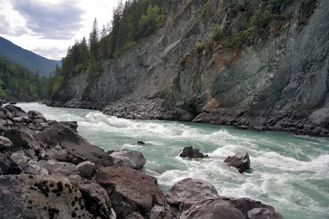 Порог Аккемский прорыв