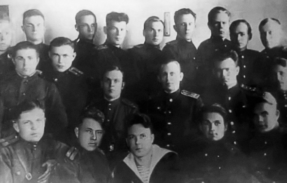 . .      ( ,  ). 1943 .