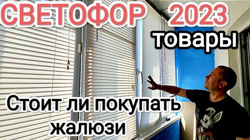 В Туле трактор сбил светофор и скрылся: видео