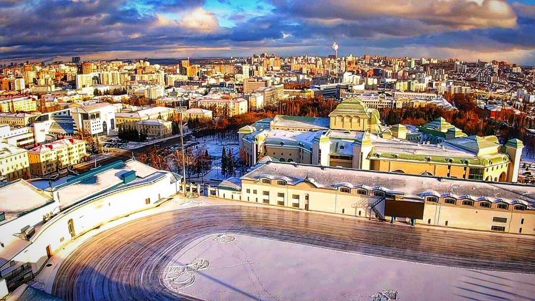 Вид на город Уфа, стадион "Динамо"