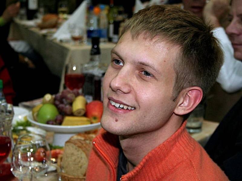 (студенческая пора Корчевникова) 