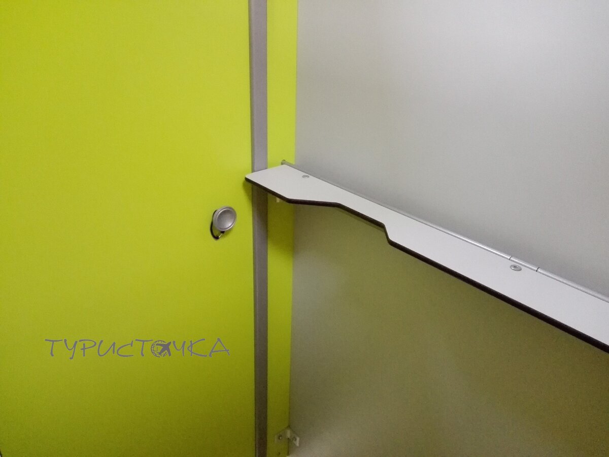 Система блокировки дверей в раздевалке в "Аквамире"(Новосибирск)