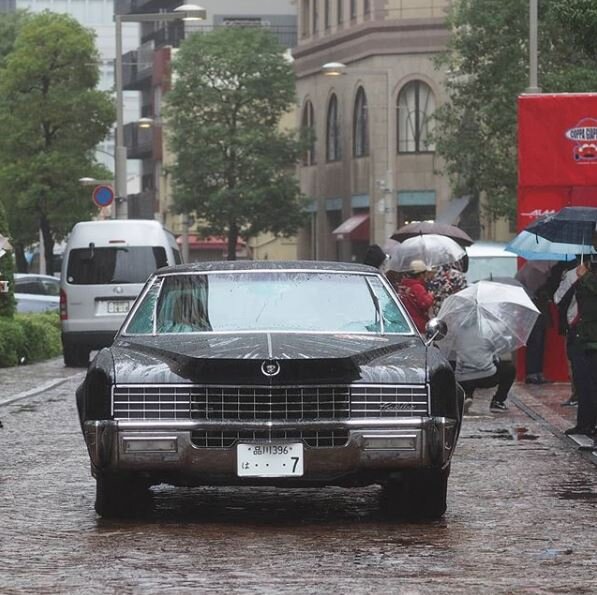Cadillac Eldorado. Годы выпуска 1967-1969. Построено 42458 штук. Рабочий объем - 7030-7700 куб.см. Мощность - 340-375 л.с.