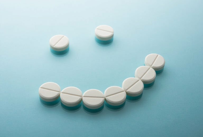 От таблетки станет мир светлей! ( От правильной таблетки )