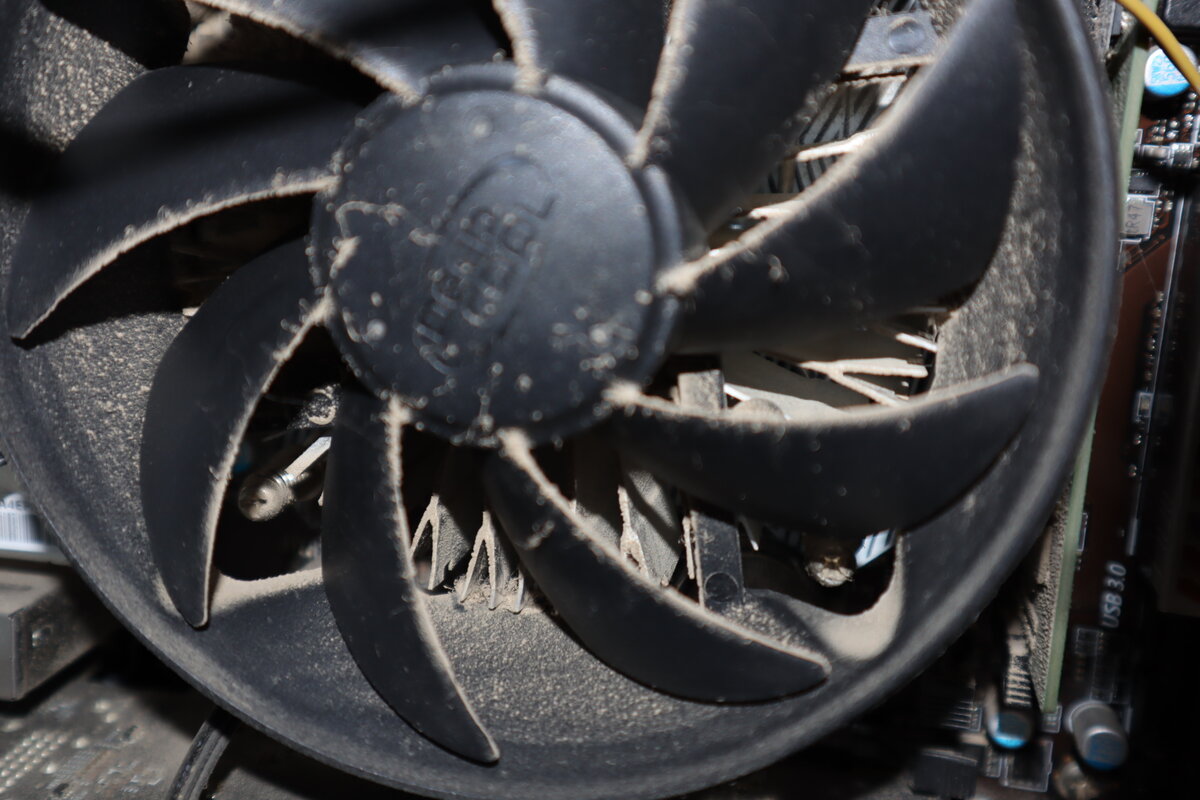 Главный пылесборник в доме - компьютер