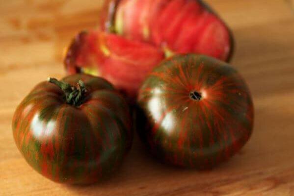 Шоколадный полосатый - целиком и в разрезе