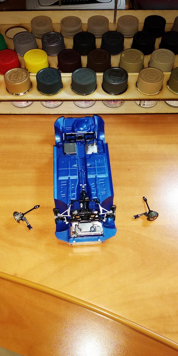 начал работу с подвески