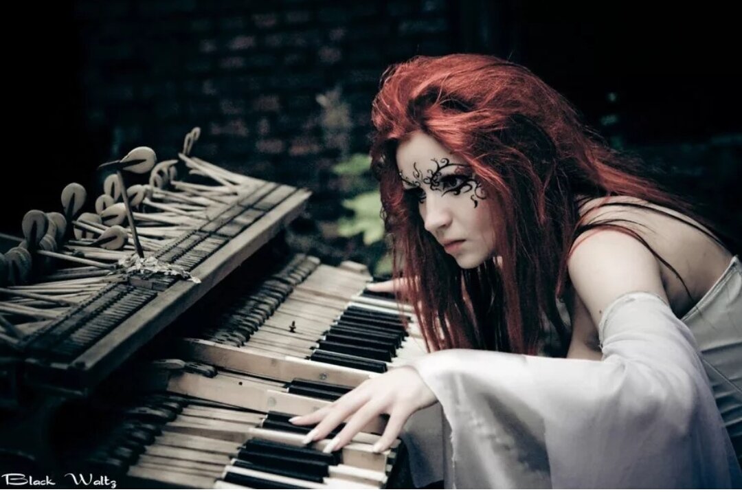 На фото не я. Иллюстрация из интернета, найденная мной на сайте vfl.ru в открытом доступе. Чтобы не устали от текста.