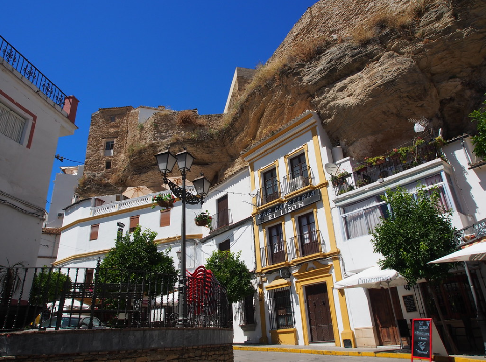 Setenil de las Bodegas Фото из свободных источников